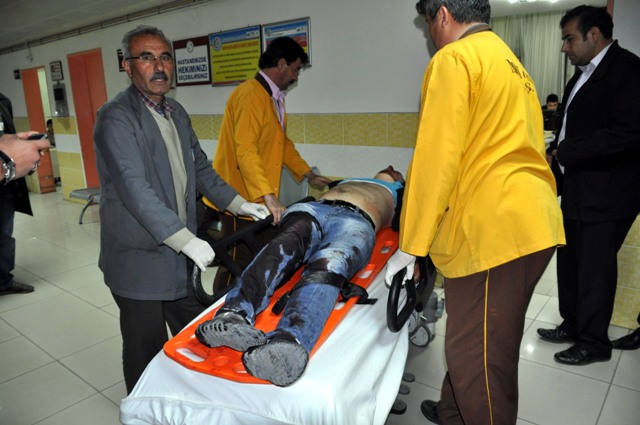 Otomobil sulama kanalına düştü: 1 ölü 8