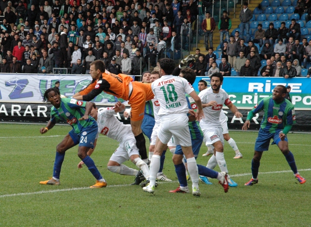 Çaykur Rizespor - Konyaspor 2-2  Sezon 2011-2012  1