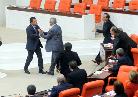 4+4+4de tansiyon yükseldi 6