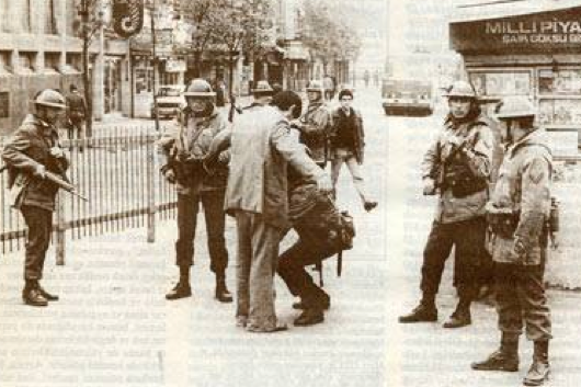 Kanlı darbe 12 Eylül 18