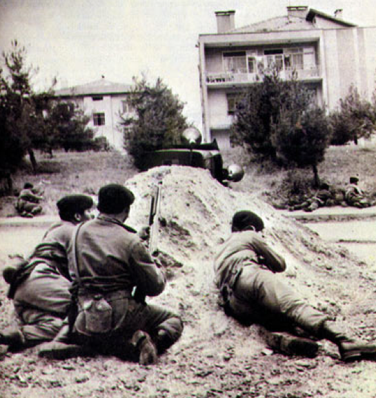 Kanlı darbe 12 Eylül 53