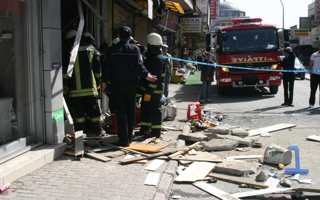 Çay ocağında patlama 2