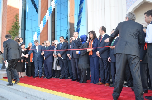 Başbakan Selçuklu’yu açtı 4
