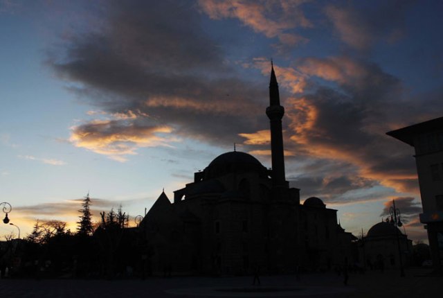 Konyada kartpostallık günbatımı 1