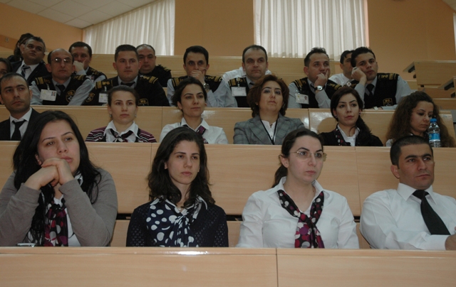 Sekreter ve güvenlikçiler eğitildi 5