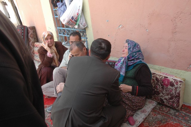 Uzman çavuşun baba evine ateş düştü  10