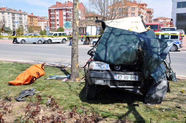 Hurdaya dönen araçtan inanılmaz kurtuluş 5