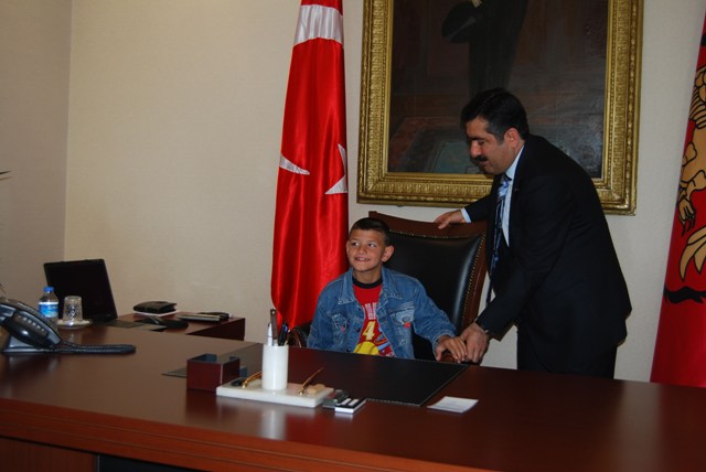 Konyada 23 Nisan coşkusu 24