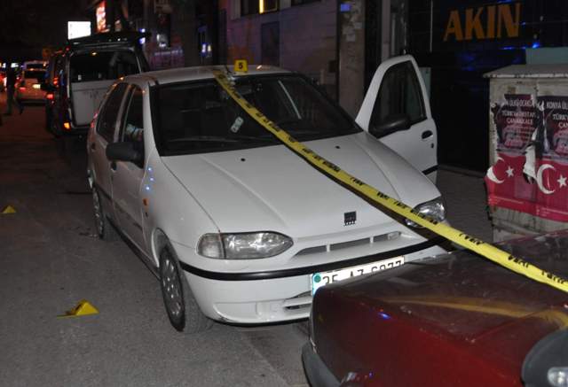 Konyada silahlı kavga: 3 yaralı 4