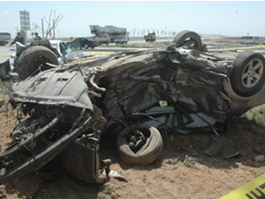 İki otomobil çarpıştı: 1 ölü, 1 yaralı