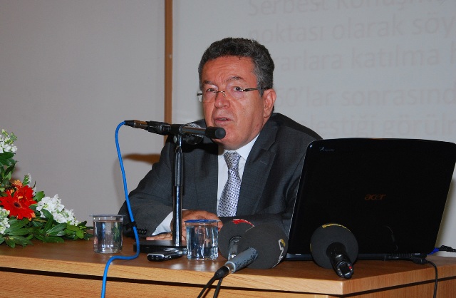 Özcan “Şehir ve Üniversite”yi anlattı 3