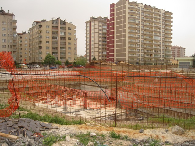 40 milyon dolarlık inşaat durduruldu  4