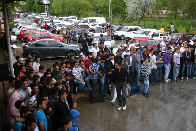 Araba tutkunlarından drift şov 3