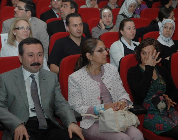 Normal doğumun önemine dikkat çekti 1