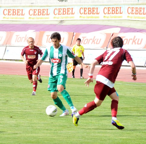 Kartal son maçta güldü 