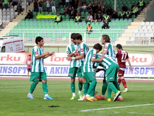 Kartal son maçta güldü 