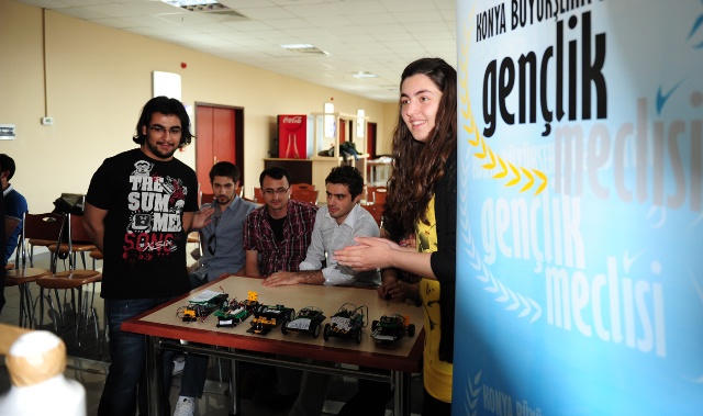 Geleceğin robot tasarımcıları yarıştı 4