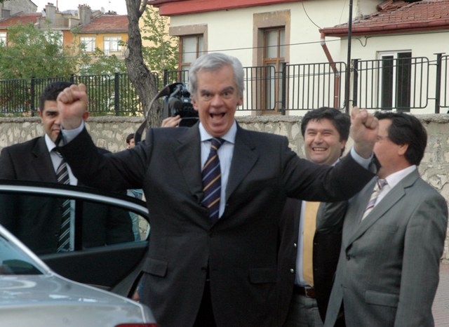Selçuk’ta renkli kortej