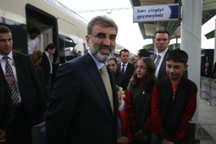 Bakan Yıldız Konyada