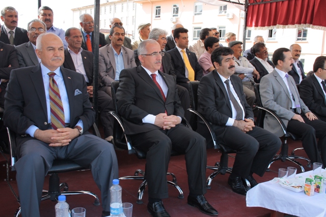 Böğrüdelik’te fidan diktiler