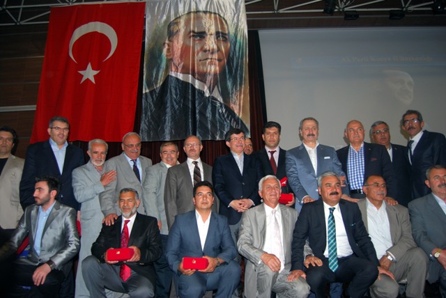Davutoğlu: Bize dinlenmek haram 14