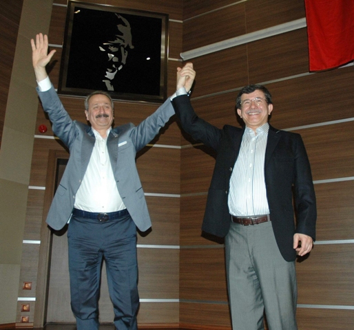 Davutoğlu: Bize dinlenmek haram 4