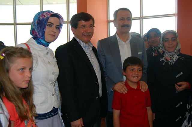 Davutoğlu: Bize dinlenmek haram 7
