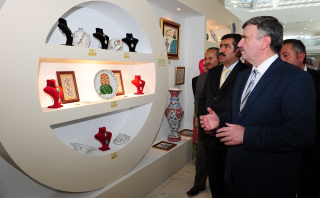 Altın Dokunuşlar sergisi açıldı