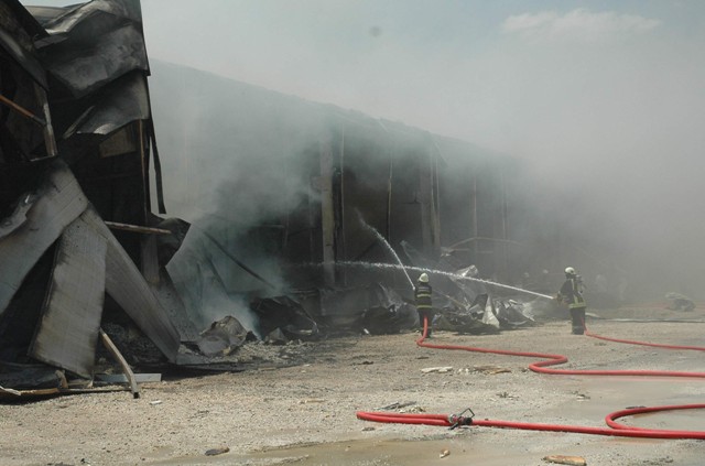 Bürotimeda yangın 12