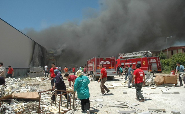 Bürotimeda yangın 8