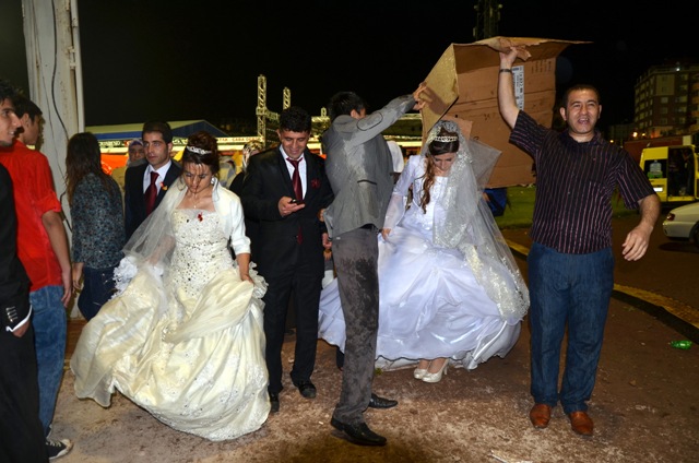 Mehir’den 100 çifte düğün 11