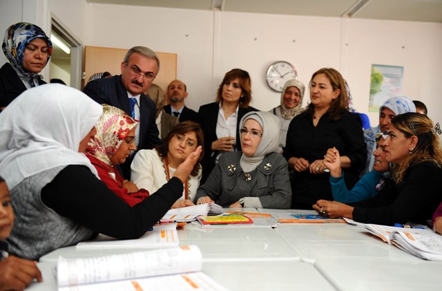 Mehir’den 100 çifte düğün 9