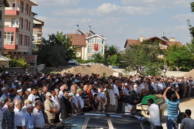 Özdemir’e son veda 11