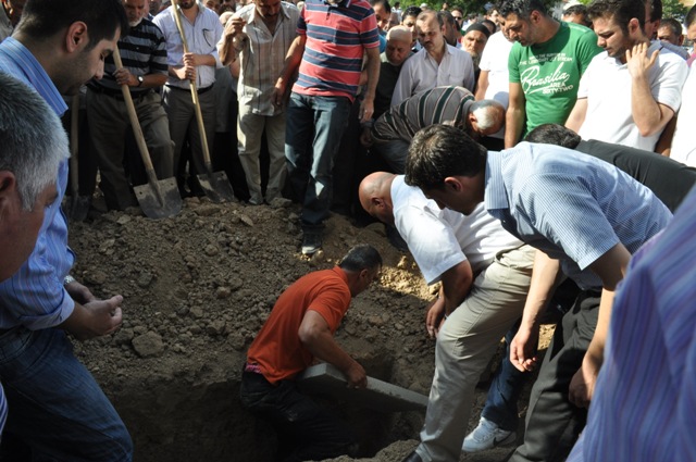 Özdemir’e son veda 20