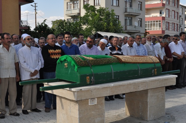 Özdemir’e son veda 4