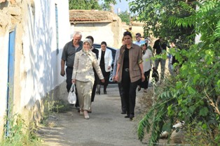 Sare Davutoğlundan Ramazan ziiyaretleri