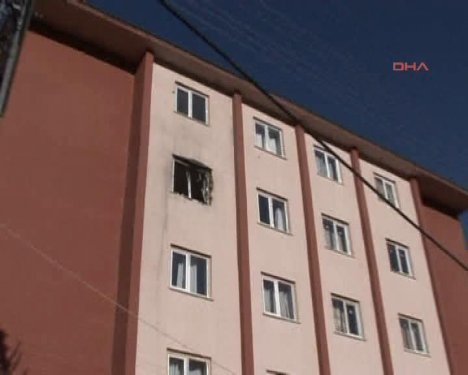 İşte ölen teröristin üzerinden çıkarılanlar! 25