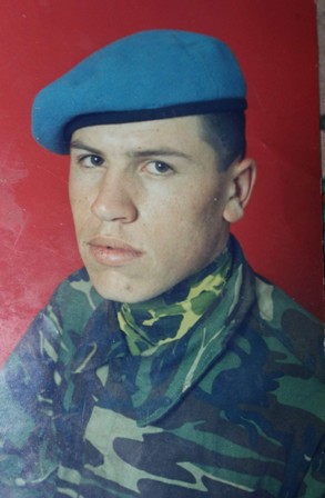 Şehit polisin baba evinde yas var 3