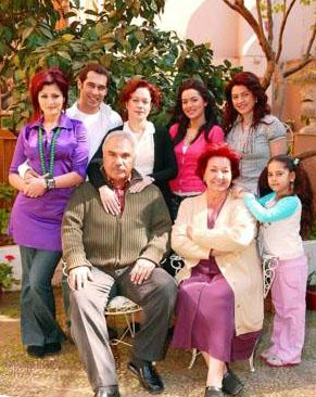 Bu dizileri ve ünlüleri hiç unutmadık 54