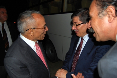 Davutoğlu gözyaşlarını tutamadı 18