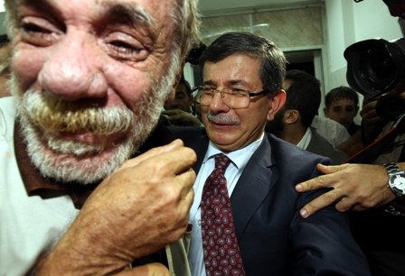 Davutoğlu gözyaşlarını tutamadı 9