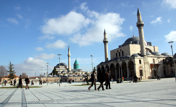 Mevlana Müzesini toplu iğneye sığdırdı 6