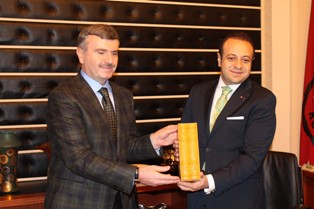Bakan Bağıştan ziyaretler 4