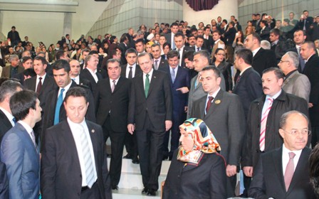 Onbinlerce insan Konyada buluştu