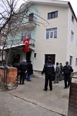 Konyalı Polisin babaevinde yas var 6