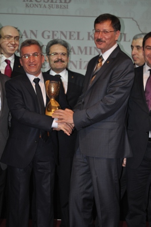 MÜSİAD’da Dr. Lütfi Şimşek dönemi başladı 3