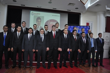 Genç Müsiadda bayrak değişimi 11