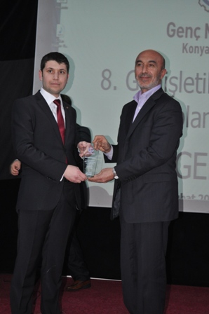 Genç Müsiadda bayrak değişimi 4