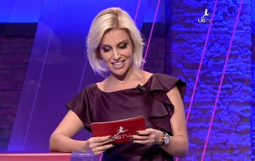 Türkiyenin en güzel 40 spikeri 17