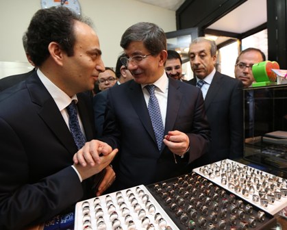 Diyarbakır Davutoğlunu bağrına bastı 20